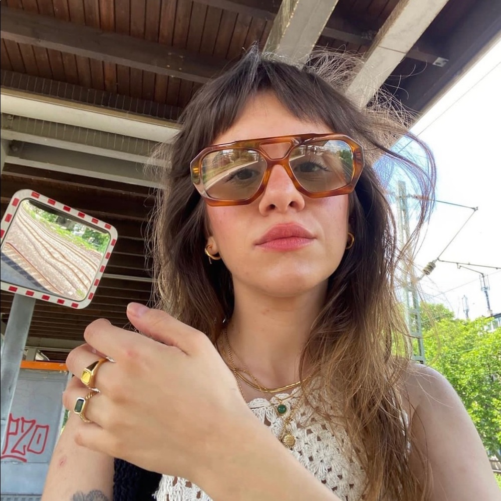 [PENDING] Vehla River Sunglasses — Honey Tort/Sage